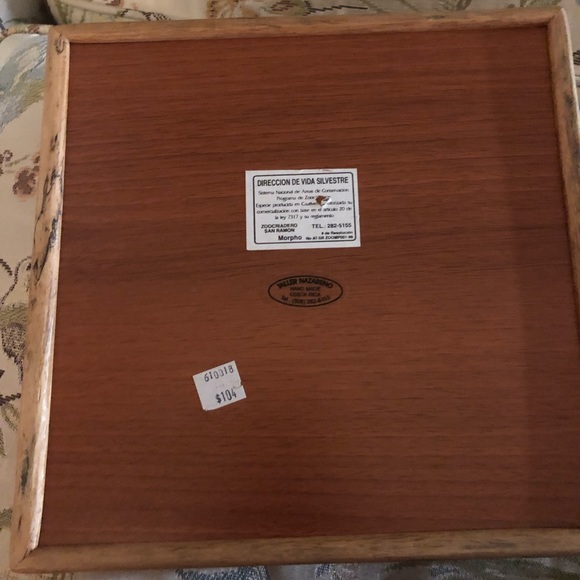 Wooden Box w/Butterflies - 463 $70 or $60 w/offer - Picture 5 of 7